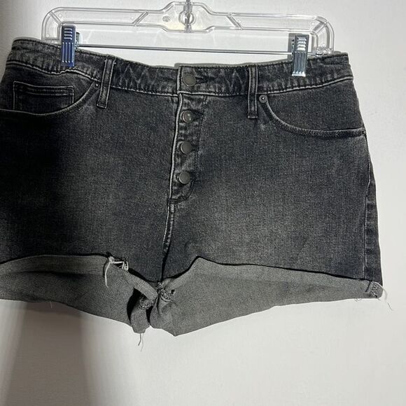 Universal Thread High Rise Shortie Faded Black Button Fly Jean Denim Shorts - Picture 3 of 7